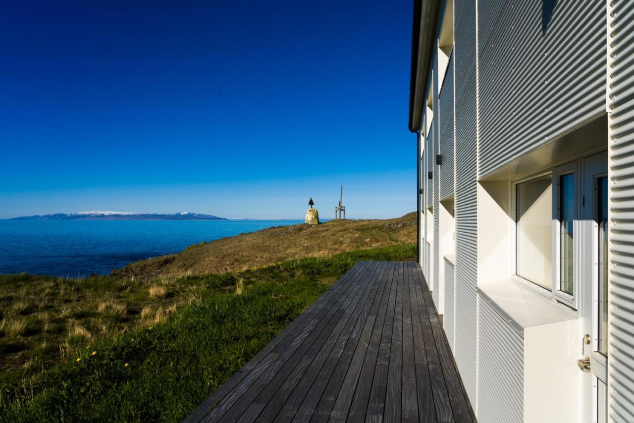 Salthus Guesthouse Skagastrond Exterior photo